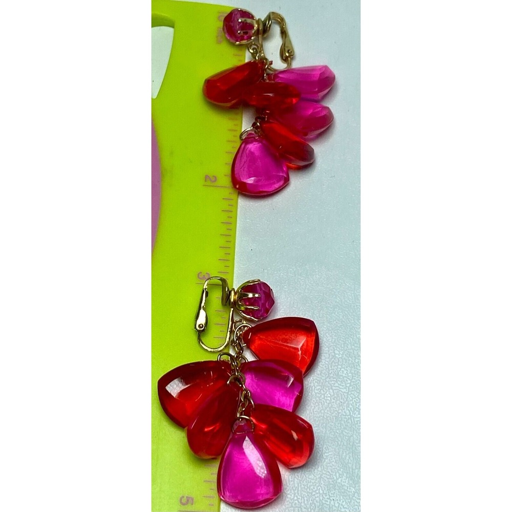 VTG Goldtone Pink and Red Cluster Dangle Clip-on Earrings Signed Hong Kong 2" - Picture 4 of 4
